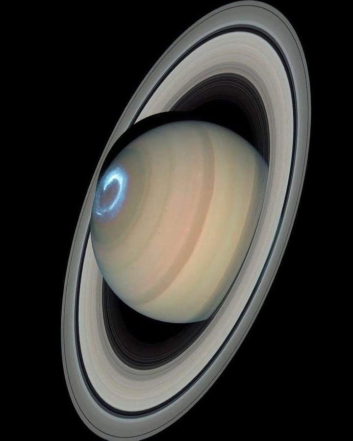 Name:  Saturn aurora.jpg
Views: 5131
Size:  51.4 KB