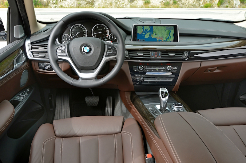 Name:  2014-BMW-X5-xDrive50i-steering-wheel.jpg
Views: 4708
Size:  375.4 KB