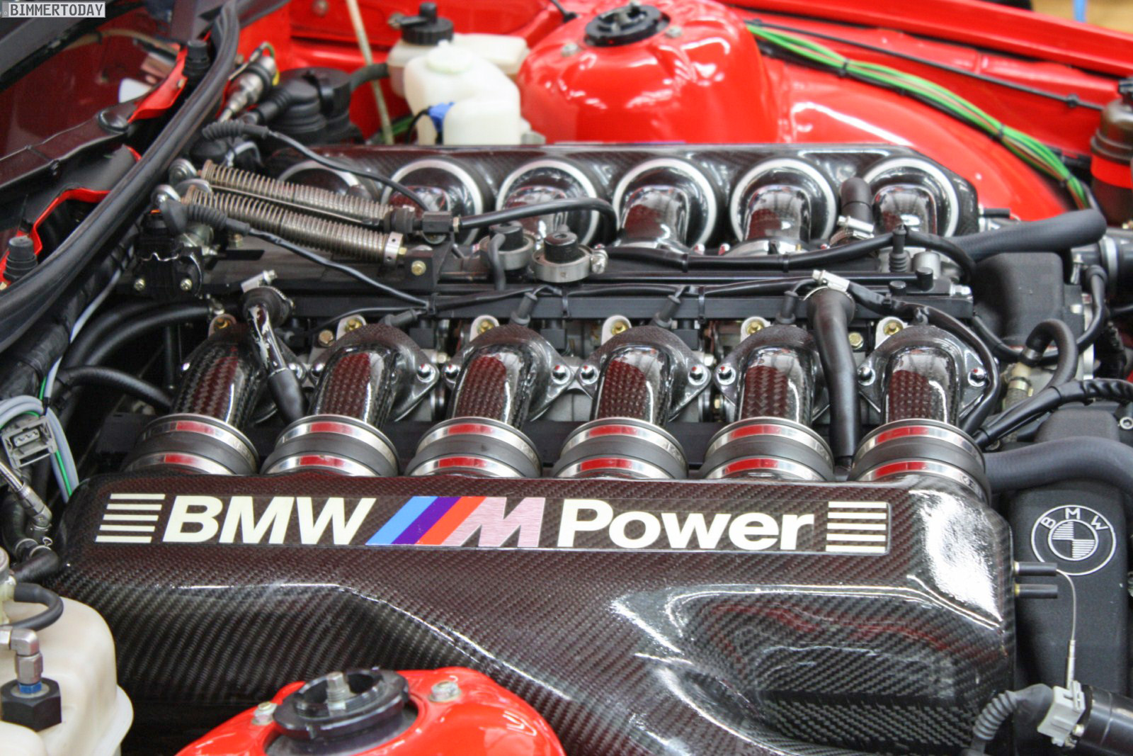 Name:  BMW-M8-Concept-E31-09.jpg
Views: 1566
Size:  548.3 KB