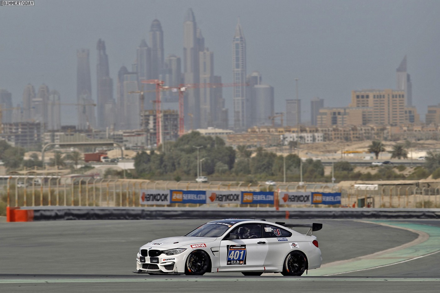 Name:  24h-Dubai-2017-BMW-M4-GT4-10.jpg
Views: 10542
Size:  213.1 KB