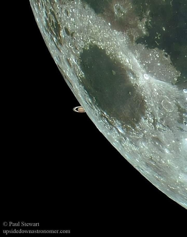 Name:  Moon & Saturn.jpg
Views: 403
Size:  68.9 KB